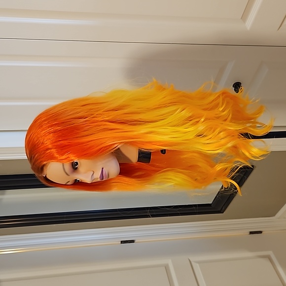 Lace front synthetic wig - Picture 3 of 8